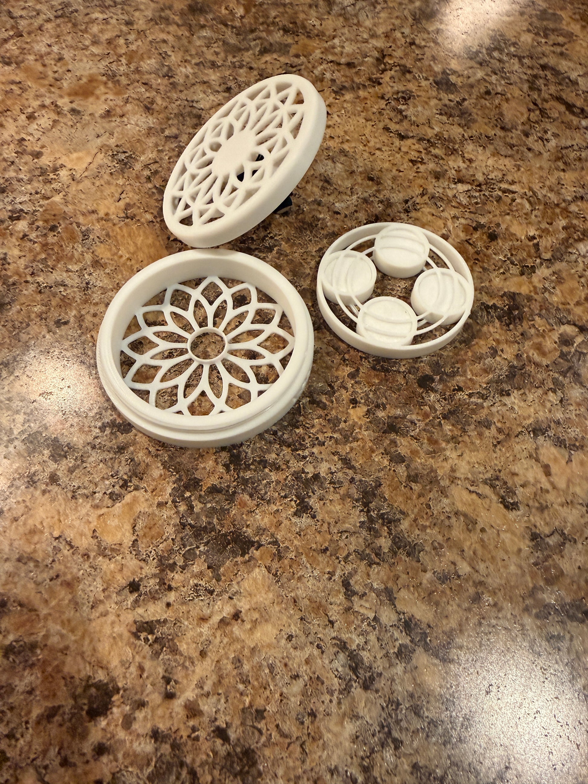 FlowScents clip in ceiling vent