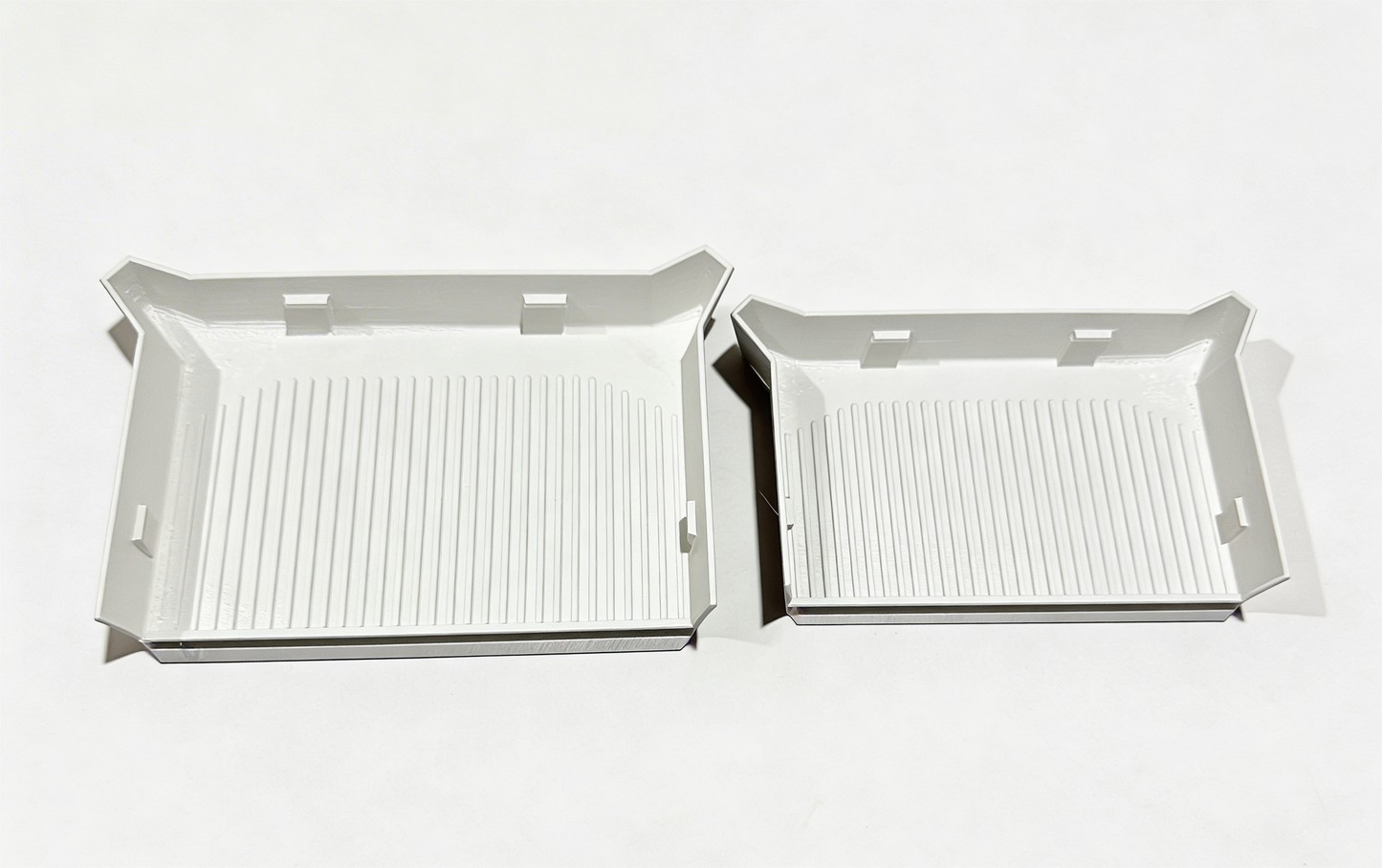 Multi-Purpose Craft Cleanup Tray with Pour Corners & Non-Slip Feet (Set of 2)