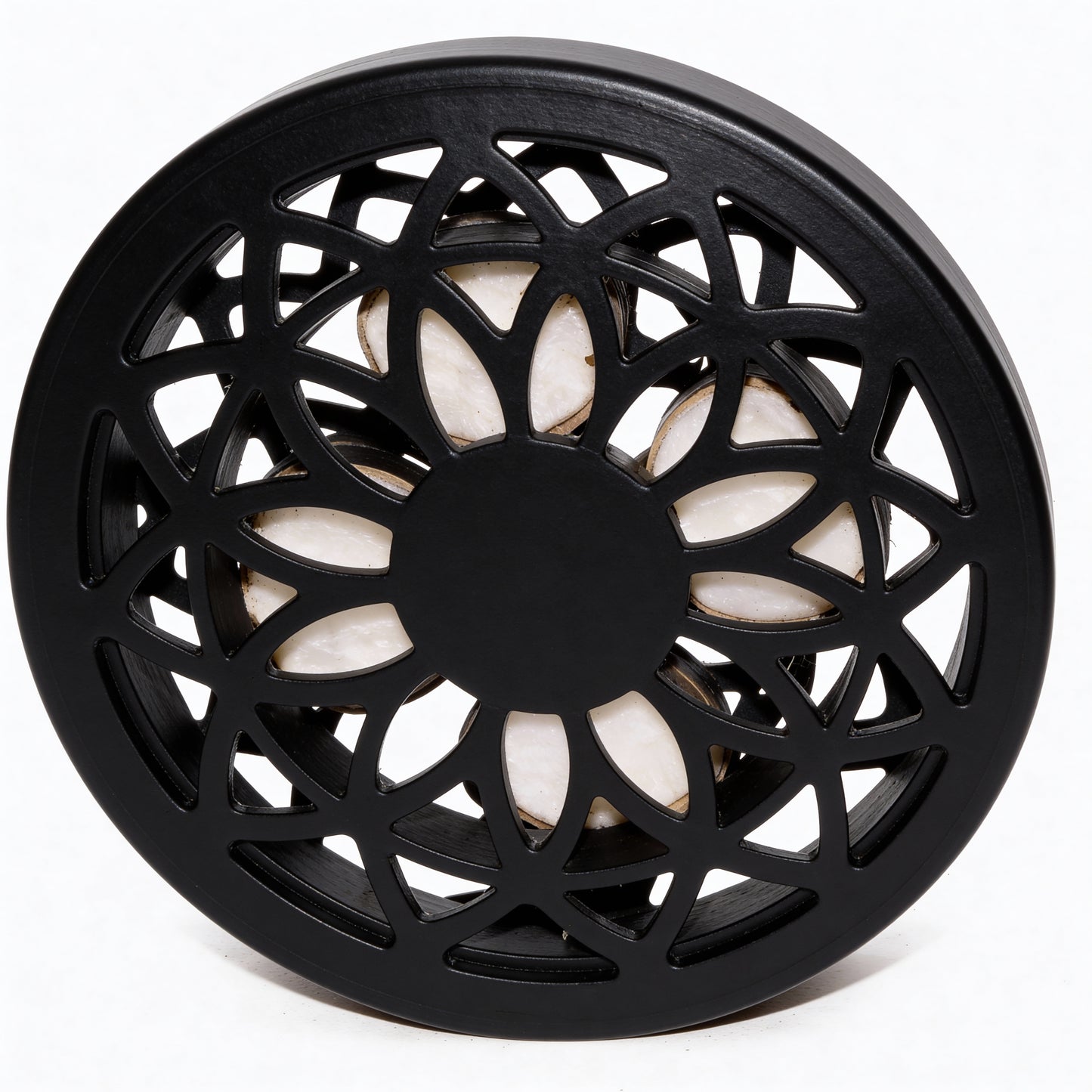 FlowScents™ turns your vents into a whole-home fragrance system. Enjoy clean, fresh, and inviting air without candles or plugs.